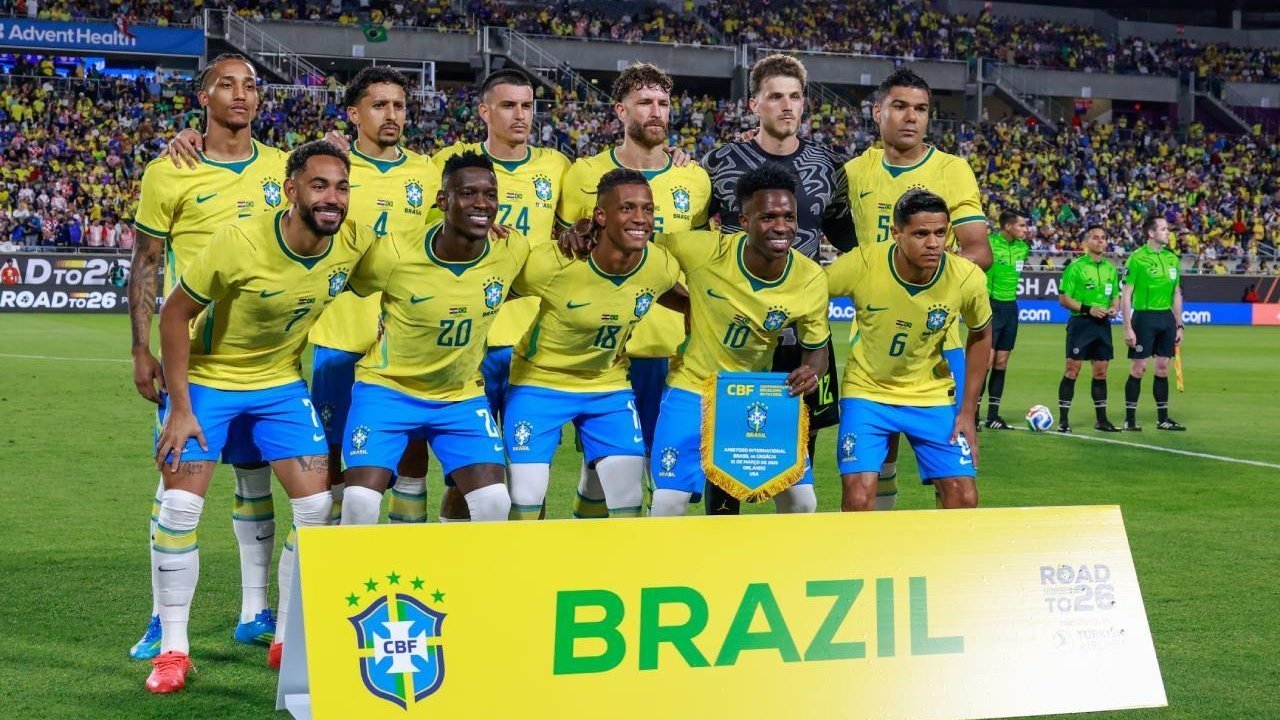 Cerita Douglas Santos: Menolak Rusia demi Brasil, Dipanggil untuk Piala Dunia 2026 Cerita Douglas Santos: Menolak Rusia demi Brasil, Dipanggil untuk Piala Dunia 2026