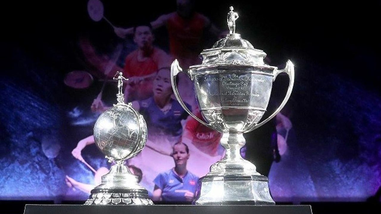 Saksikan Live Streaming Thomas Cup dan Uber Cup 2026 Hanya di Vidio, Dukung Tim Bulu Tangkis Indonesia Yuk! Saksikan Live Streaming Thomas Cup dan Uber Cup 2026 Hanya di Vidio, Dukung Tim Bulu Tangkis Indonesia Yuk!