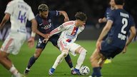 Hasil PSG vs Lyon: Kejutan di Paris! Les Parisiens Tumbang 1-2, Persaingan Gelar Memanas Hasil PSG vs Lyon: Kejutan di Paris! Les Parisiens Tumbang 1-2, Persaingan Gelar Memanas