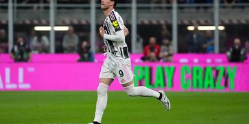 Barcelona Bidik Dusan Vlahovic dan Alexander Sorloth, Rencana Transfer Juventus Terancam Barcelona Bidik Dusan Vlahovic dan Alexander Sorloth, Rencana Transfer Juventus Terancam
