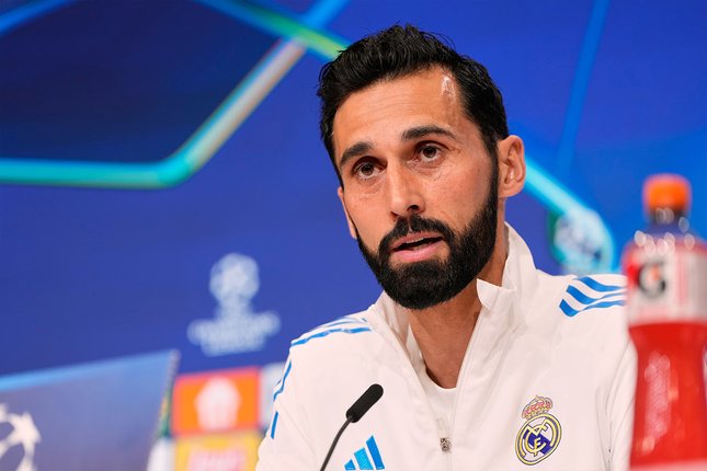 Posisi Arbeloa Semakin Rapuh Posisi Arbeloa Semakin Rapuh