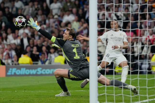 Keyakinan Neuer dan Ambisi Bayern