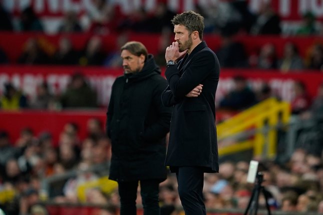Giggs Minta Carrick Jangan Abaikan Hojlund