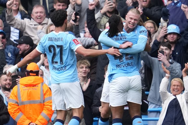 Manchester City vs Arsenal Manchester City vs Arsenal