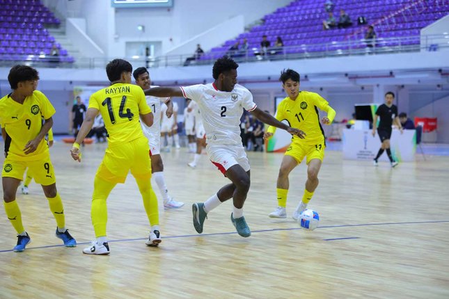 Malaysia Kelabakan Hadapi Tim B Indonesia Malaysia Kelabakan Hadapi Tim B Indonesia