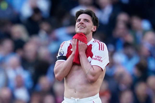Persaingan Arsenal dan Man City