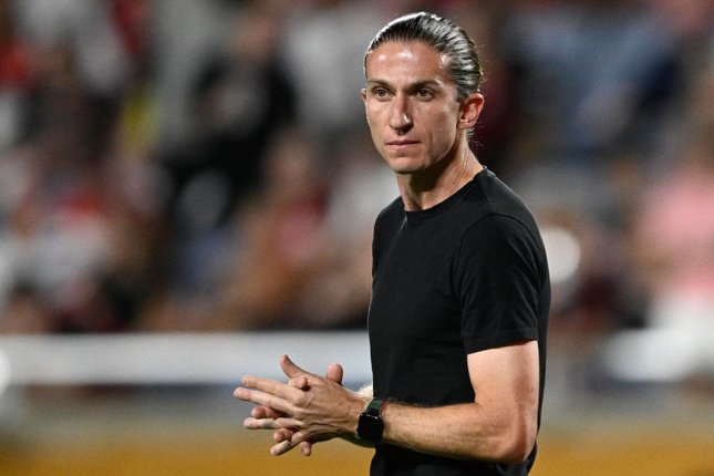 Filipe Luis, Opsi Paling Praktis Filipe Luis, Opsi Paling Praktis