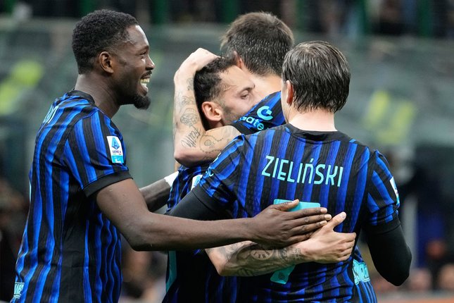 Babak 2 Inter vs Roma Babak 2 Inter vs Roma