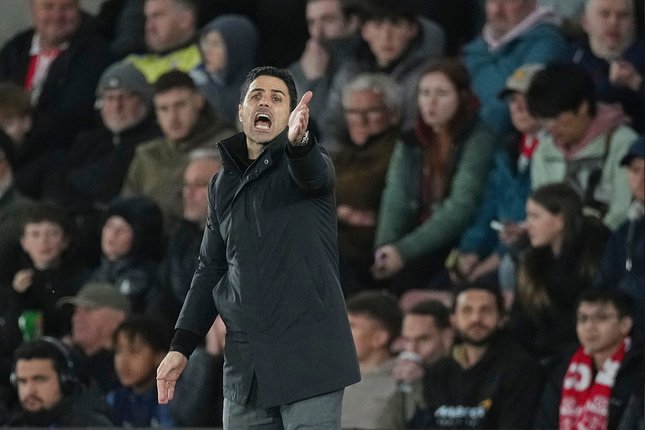 Jangan Panik! Arteta Minta Arsenal Tetap Tenang