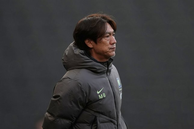 Profil Pelatih Timnas Korea Selatan - Hong Myung-Bo Profil Pelatih Timnas Korea Selatan - Hong Myung-Bo