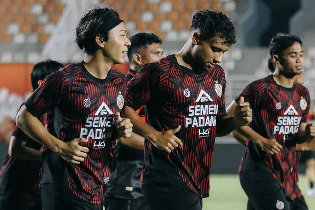Semen Padang Akan Tetap Profesional