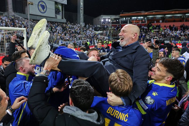 Pelatih Bosnia dan Herzegovina: Sergej Barbarez Pelatih Bosnia dan Herzegovina: Sergej Barbarez
