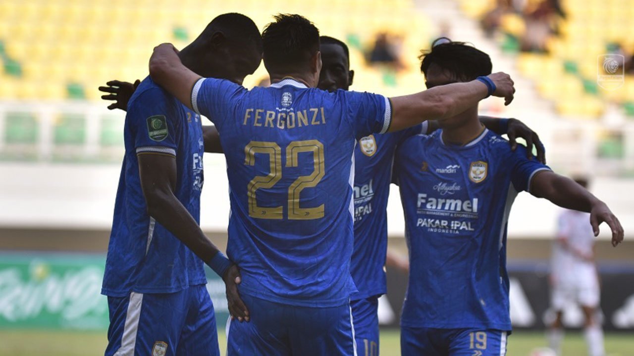 Adhyaksa FC langsung tancap gas menatap persaingan Super League 2026/2027. Adhyaksa FC langsung tancap gas menatap persaingan Super League 2026/2027.