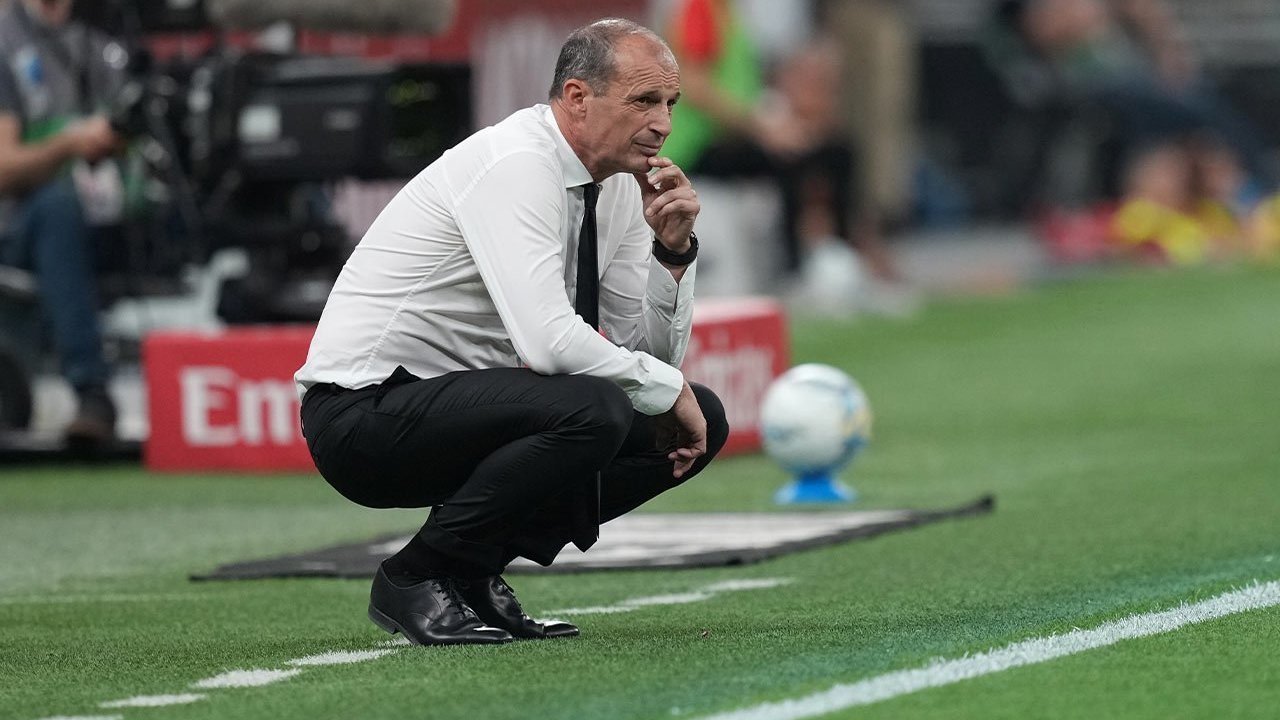 AC Milan Gagal ke Liga Champions, Massimiliano Allegri Terancam Dipecat AC Milan Gagal ke Liga Champions, Massimiliano Allegri Terancam Dipecat