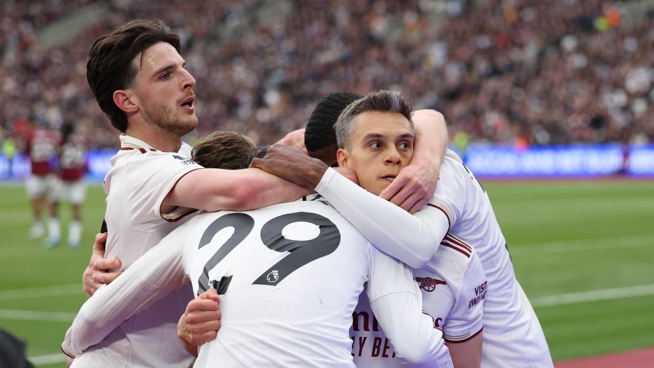 Rapor Pemain Arsenal saat Tundukkan West Ham: Raya Gemilang, Trossard Jadi Penentu Rapor Pemain Arsenal saat Tundukkan West Ham: Raya Gemilang, Trossard Jadi Penentu