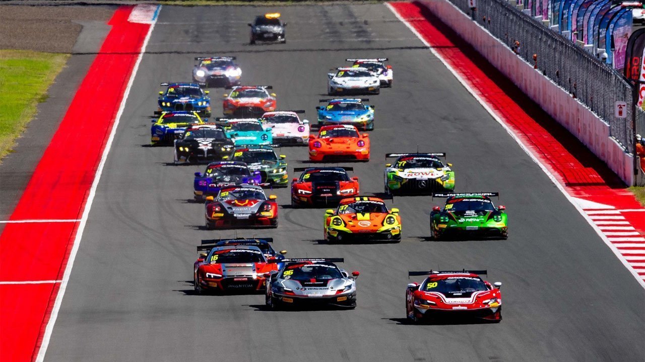 Hasil Race 2 GT World Challenge Asia 2026 Seri Mandalika: Anthony Liu/Loek Hartog Menang, Sean Gelael Gagal Finis Hasil Race 2 GT World Challenge Asia 2026 Seri Mandalika: Anthony Liu/Loek Hartog Menang, Sean Gelael Gagal Finis