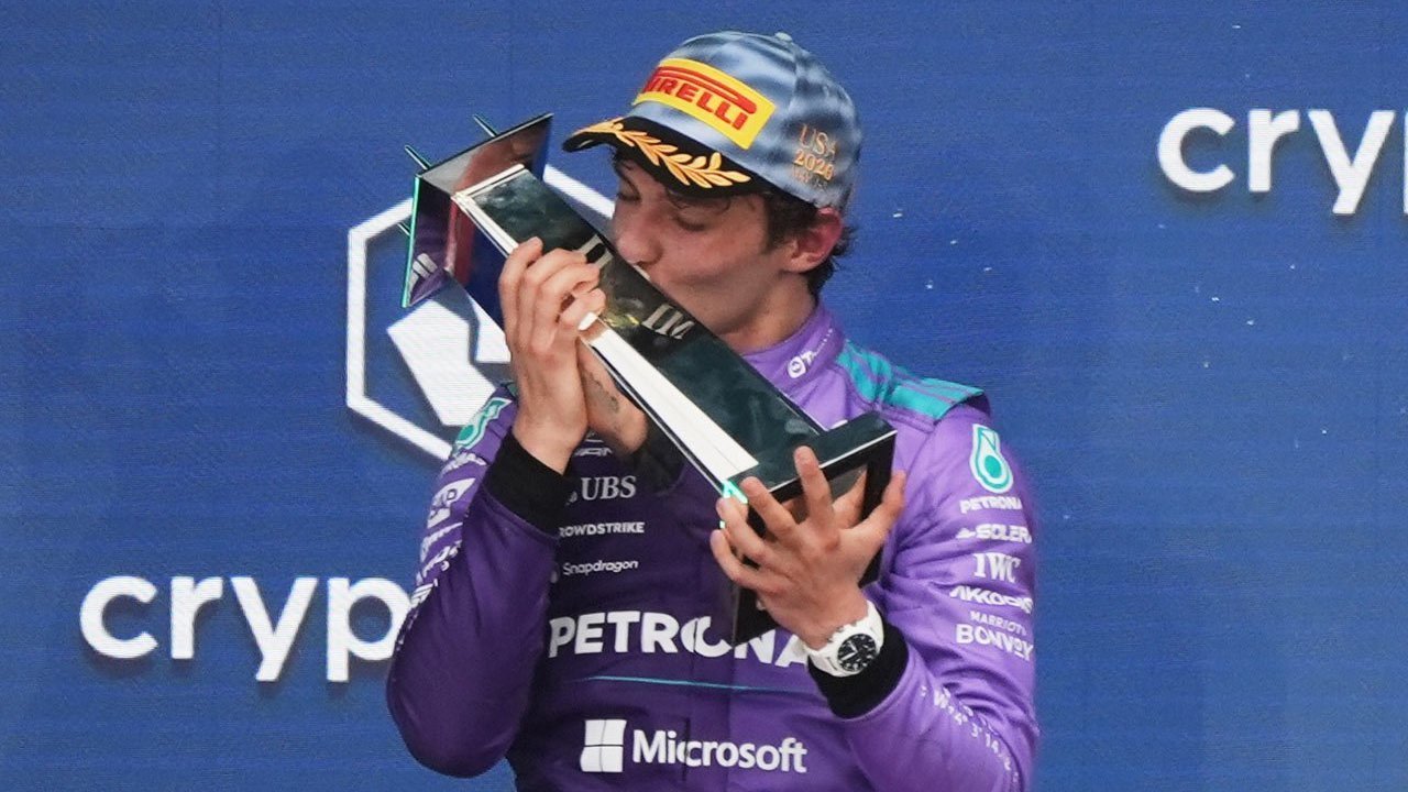 Sikat Duo McLaren, Kimi Antonelli Menangi Balapan Formula 1 GP Miami 2026 Sikat Duo McLaren, Kimi Antonelli Menangi Balapan Formula 1 GP Miami 2026