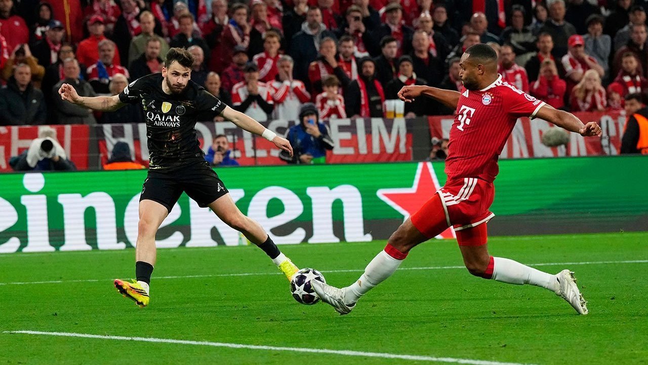 Menilik Peluang Khvicha Kvaratskhelia Meraih Ballon d'Or 2026 Menilik Peluang Khvicha Kvaratskhelia Meraih Ballon d'Or 2026