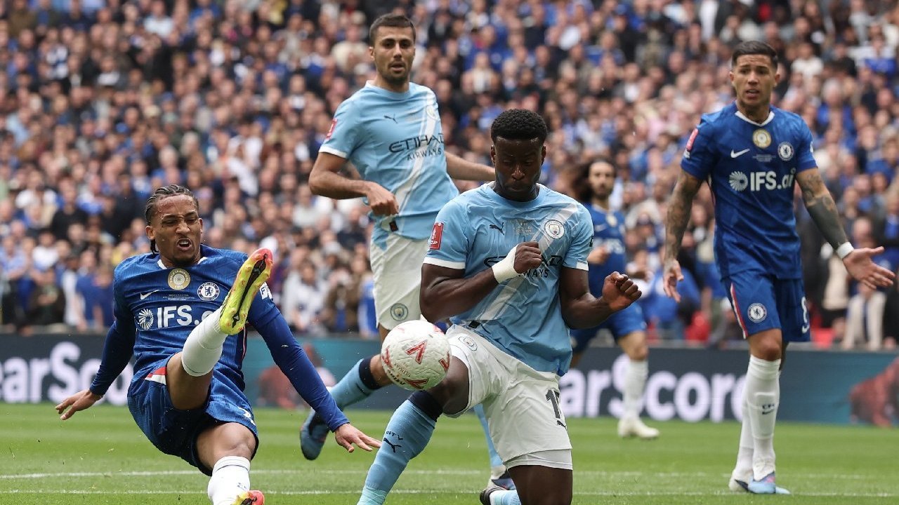 Chelsea Murka di Wembley: The Blues Klaim Harusnya Dapat Penalti saat Tumbang dari Manchester City Chelsea Murka di Wembley: The Blues Klaim Harusnya Dapat Penalti saat Tumbang dari Manchester City