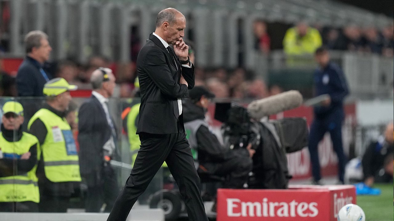Zlatan Ibrahimovic Siapkan 2 Nama Kandidat Pengganti Allegri di AC Milan: Salah Satunya Antonio Conte Zlatan Ibrahimovic Siapkan 2 Nama Kandidat Pengganti Allegri di AC Milan: Salah Satunya Antonio Conte
