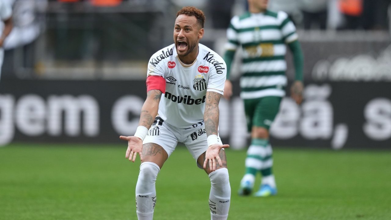Apes! Baru Dipanggil Timnas Brasil ke Piala Dunia 2026, Neymar Malah Cedera Lagi di Santos Apes! Baru Dipanggil Timnas Brasil ke Piala Dunia 2026, Neymar Malah Cedera Lagi di Santos