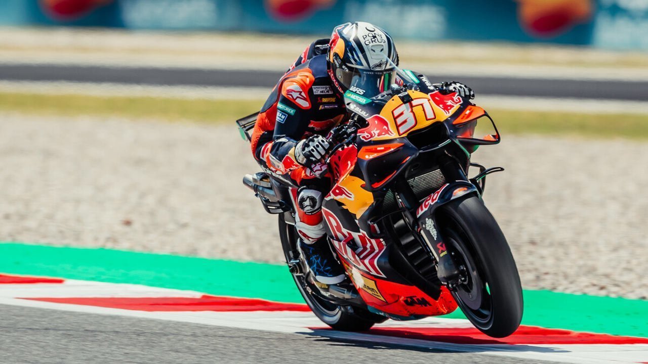Pedro Acosta Ungkap Kendala Teknis yang Picu Tabrakan dengan Alex Marquez di MotoGP Catalunya 2026
