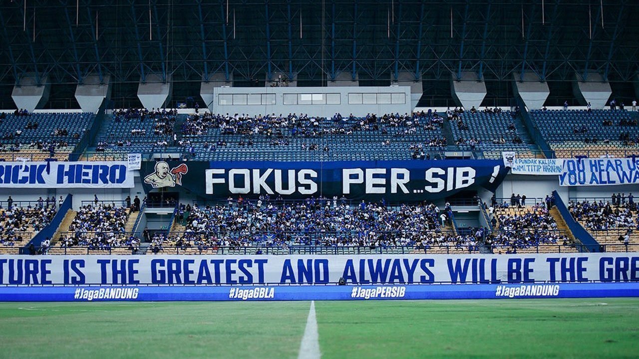 Persib Bandung Diklaim Segera Datangkan Luka Menalo, Winger yang Punya 16 Caps Bersama Timnas Bosnia Persib Bandung Diklaim Segera Datangkan Luka Menalo, Winger yang Punya 16 Caps Bersama Timnas Bosnia