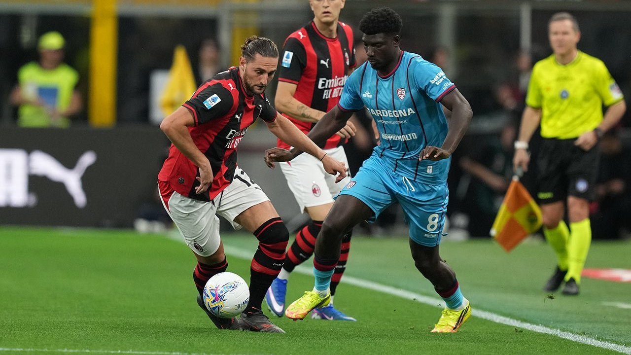 Siapa Pemain AC Milan yang Nggak Malu-maluin saat Dipermalukan Cagliari: Maignan Berjuang Sendirian, Taktik Allegri Zonk!