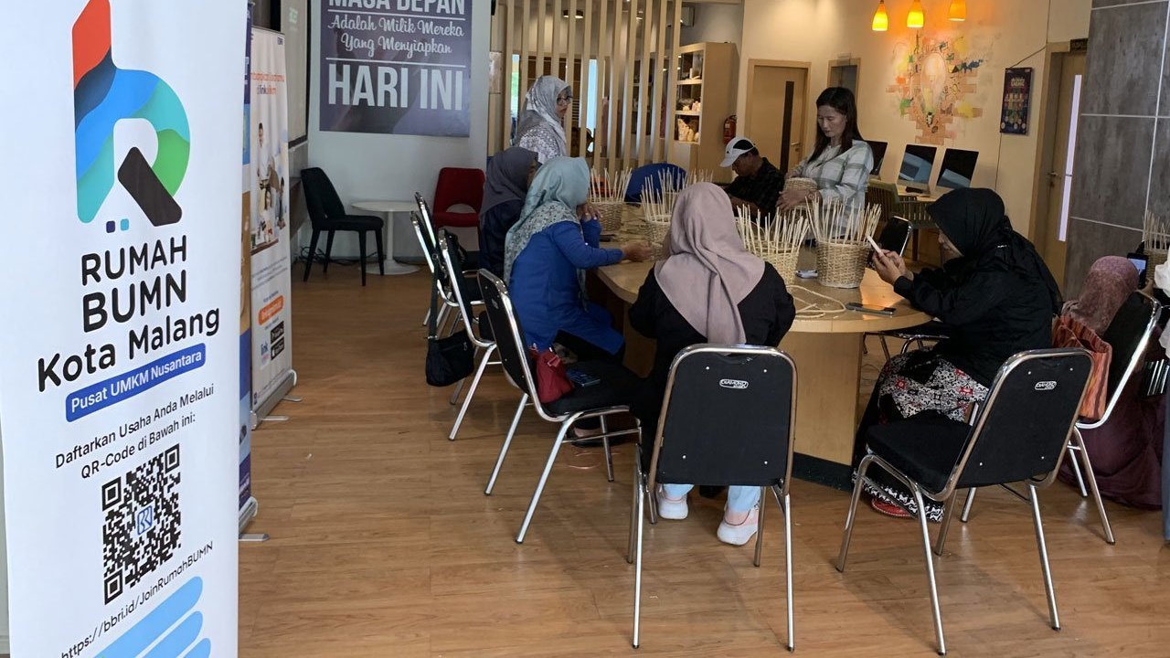 Dari Ruang-ruang di Jalan Langsep, Rumah BUMN BRI Malang Menjadi Tempat UMKM Naik Kelas Dari Ruang-ruang di Jalan Langsep, Rumah BUMN BRI Malang Menjadi Tempat UMKM Naik Kelas