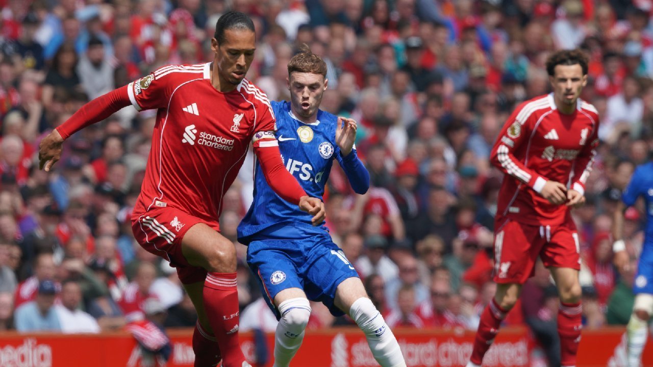 Cerita Berbeda di Anfield: Chelsea Bangkit, Liverpool Malah Dicemooh Fans Sendiri Cerita Berbeda di Anfield: Chelsea Bangkit, Liverpool Malah Dicemooh Fans Sendiri