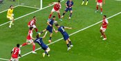 Analisis Taktik: Kendali Permainan PSG, Pertahanan Sayap Arsenal