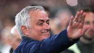 Jose Mourinho Masih Tak Percaya Dipecat Tottenham Jelang Final Piala Liga Inggris Jose Mourinho Masih Tak Percaya Dipecat Tottenham Jelang Final Piala Liga Inggris