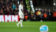 Vinicius Junior dan Kontraknya di Real Madrid yang Belum Temui Titik Terang Vinicius Junior dan Kontraknya di Real Madrid yang Belum Temui Titik Terang