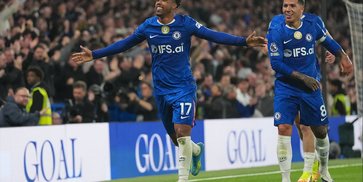 Manuver Mengejutkan MU: Andrey Santos Masuk Radar, Chelsea Siap Kehilangan Gelandang Masa Depan?