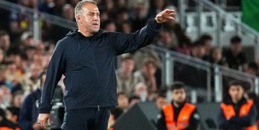 Hansi Flick Akui Barcelona Masih Butuhkan Striker Baru Hansi Flick Akui Barcelona Masih Butuhkan Striker Baru
