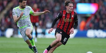 Andai Fernandes Lepas, MU Bakal Kejar Gelandang Bournemouth Ini