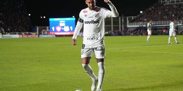 Neymar Akui Bisa Pensiun Usai Kontraknya di Santos Berakhir pada Desember Neymar Akui Bisa Pensiun Usai Kontraknya di Santos Berakhir pada Desember