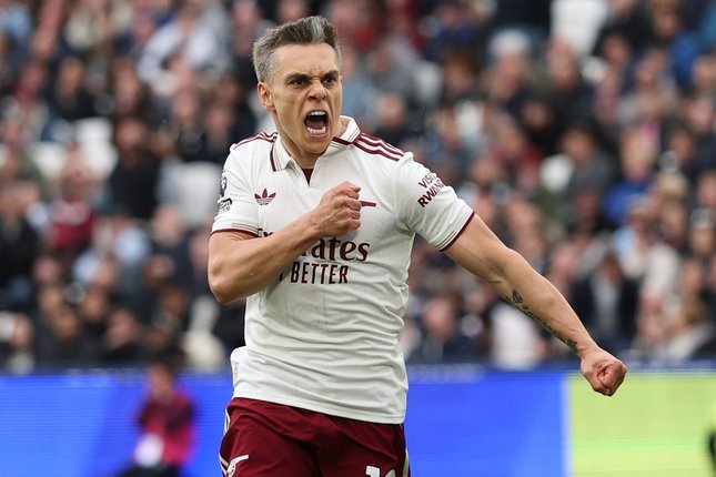 Peluang Double Winners Terbuka Lebar