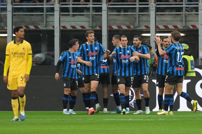Atalanta Jadi Pelabuhan Baru Sarri Atalanta Jadi Pelabuhan Baru Sarri