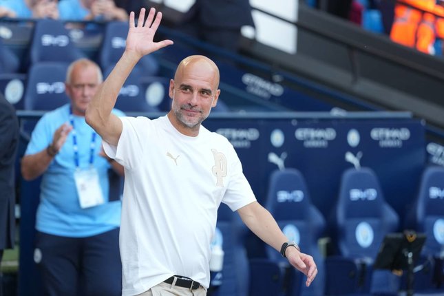 Guardiola Masih Menimbang Tawaran Italia