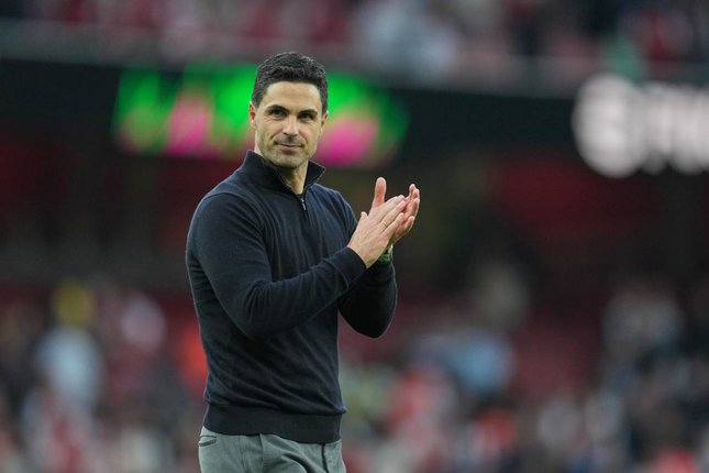 4. Arteta Tiru Eksperimen Taktik ala City