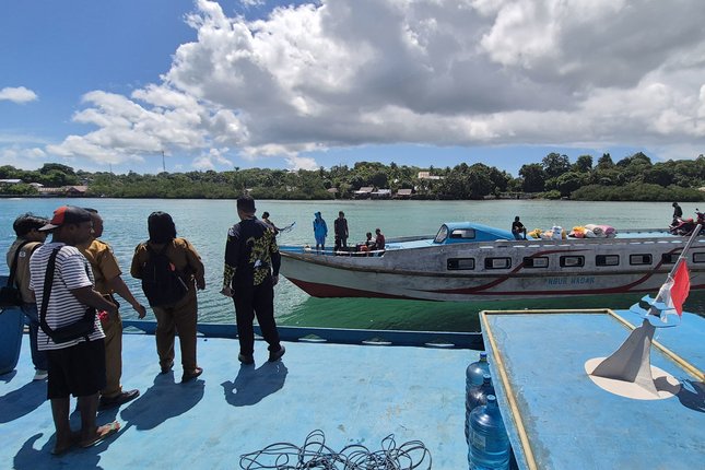 Dua Jam Menyeberangi Laut Demi Kesempatan Operasi Dua Jam Menyeberangi Laut Demi Kesempatan Operasi