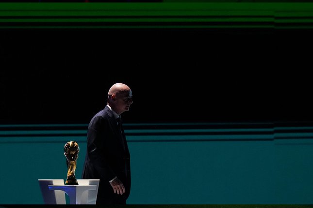Janji Besar FIFA Mulai Dipertanyakan Janji Besar FIFA Mulai Dipertanyakan