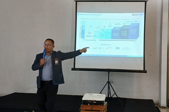 Komitmen BRI Dukung Permodalan UMKM Lewat KUR Komitmen BRI Dukung Permodalan UMKM Lewat KUR