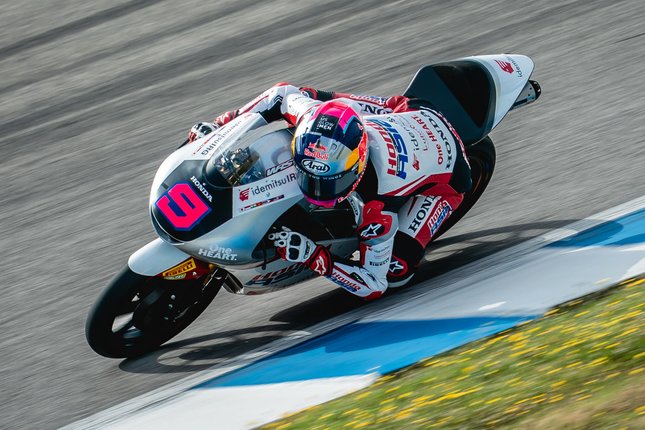 Moto3 Jadi Tantangan Baru Moto3 Jadi Tantangan Baru