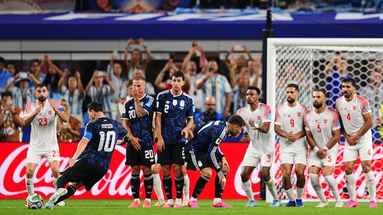 Gol Lionel Messi Tak Kunjung Berhenti Gol Lionel Messi Tak Kunjung Berhenti