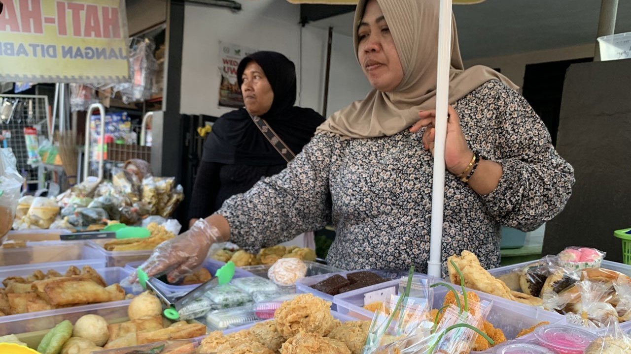 Dari Kampung Kue Basah Plaosan Malang, Werno Werni Tumbuh Jadi Penggerak Roda Ekonomi Warga Dari Kampung Kue Basah Plaosan Malang, Werno Werni Tumbuh Jadi Penggerak Roda Ekonomi Warga