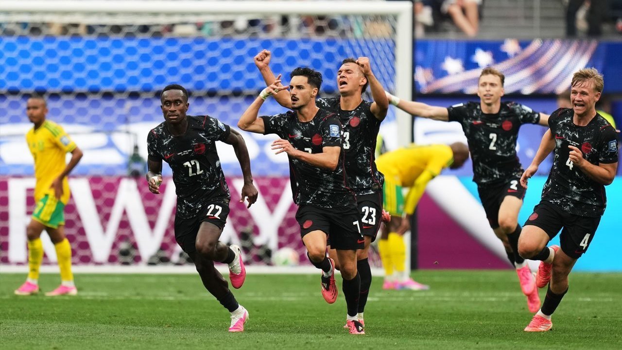 Hasil Afrika Selatan vs Kanada: Gol Menit 90+2 Kirim Kanada ke 16 Besar Hasil Afrika Selatan vs Kanada: Gol Menit 90+2 Kirim Kanada ke 16 Besar