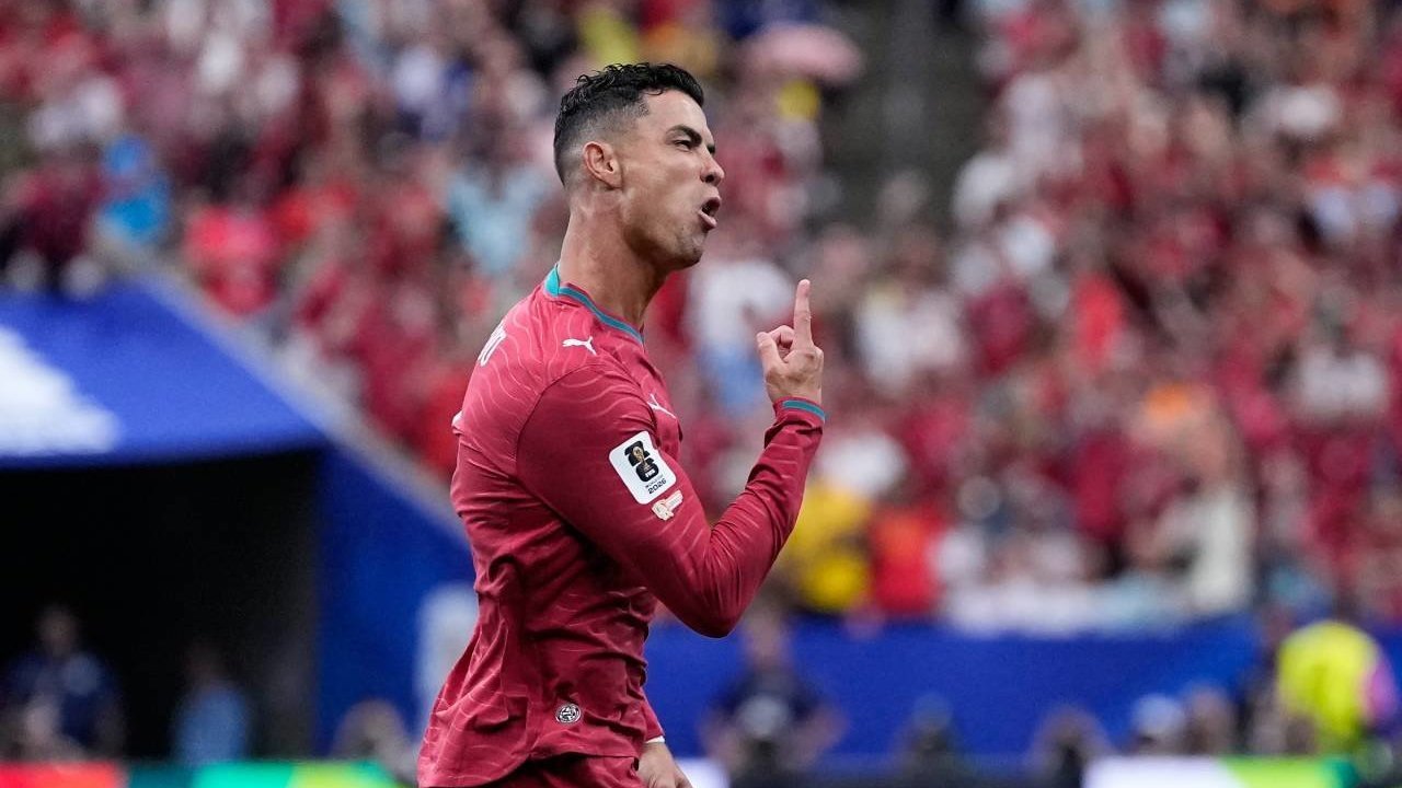 Rapor Pemain Portugal Saat Hajar Uzbekistan: Ronaldo Balik Bungkam Kritik