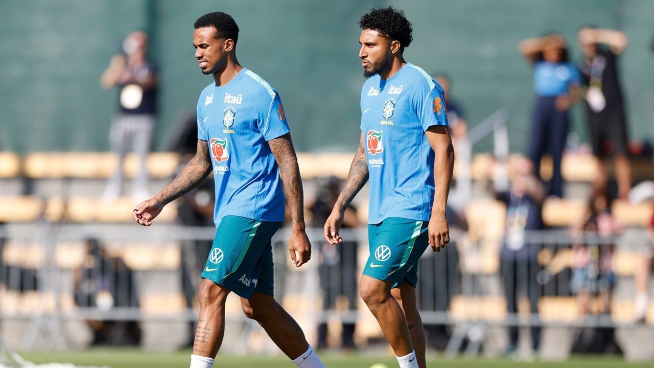 Ederson Mulai Berlatih Bareng Skuad Brasil Jelang Laga Perdana Piala Dunia 2026 Ederson Mulai Berlatih Bareng Skuad Brasil Jelang Laga Perdana Piala Dunia 2026